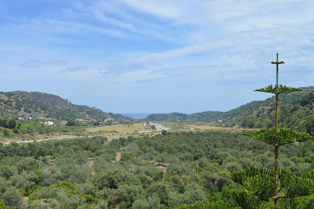 Apartamento La Casa Di Giulia Forza dʼAgro Exterior foto