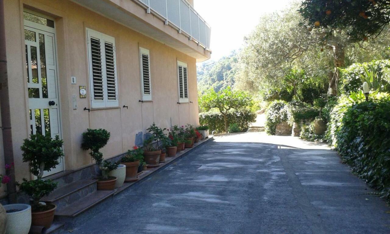 Apartamento La Casa Di Giulia Forza dʼAgro Exterior foto